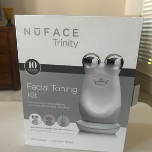 NUFACE Trinity  - Facial Toning Kit